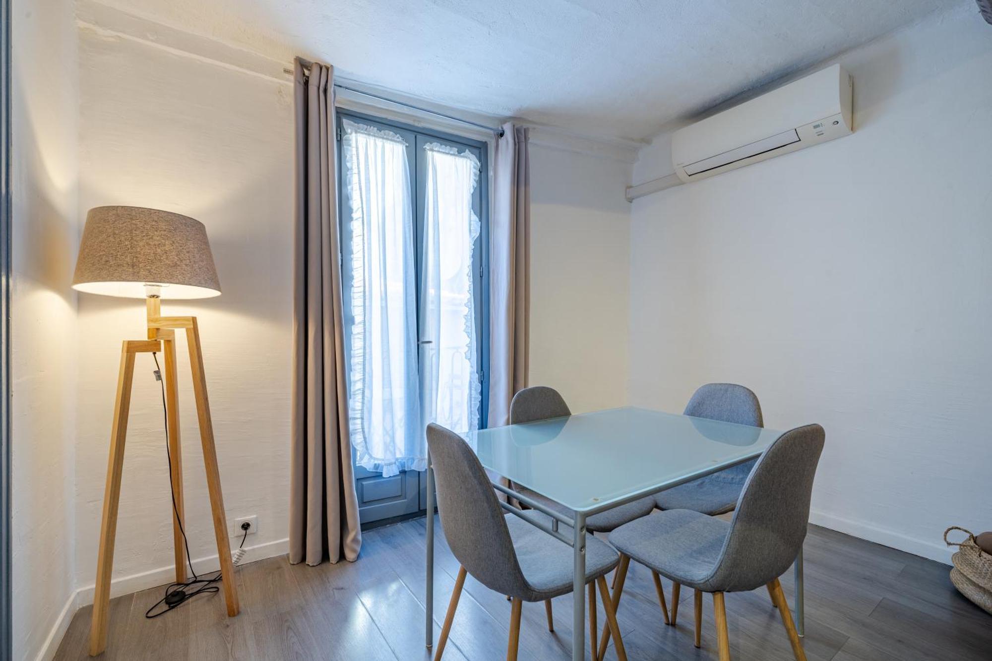 Vieux-nice 2p Climatise Balcon * Nizza